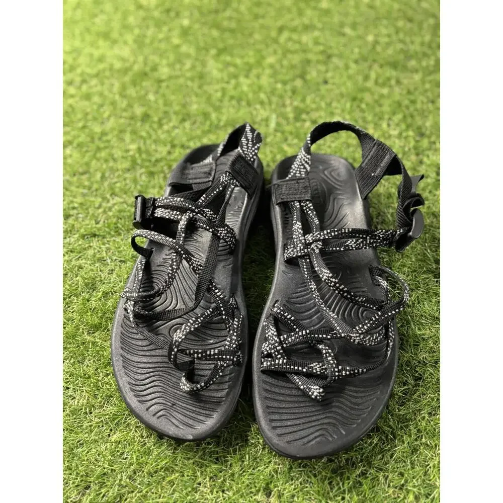 Chacos Womens 11 Black Strappy Outdoor Sandals‎ with Textured Footbed